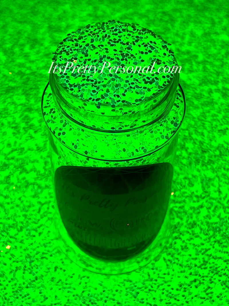 “MINI GREEN Light Show”-GLOW Glitter-Mini Cut (Medium Cut)